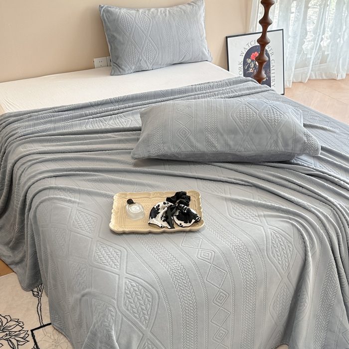 91家纺网 家纺一手货源 找家纺 眠博士 2025新款雕花加厚牛奶绒单品床单 床单单件-卡洛 单品床单-卡洛灰