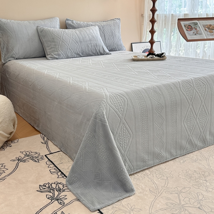 91家纺网 家纺一手货源 找家纺 眠博士 2025新款雕花加厚牛奶绒单品床单 床单单件-卡洛 单品床单-卡洛灰