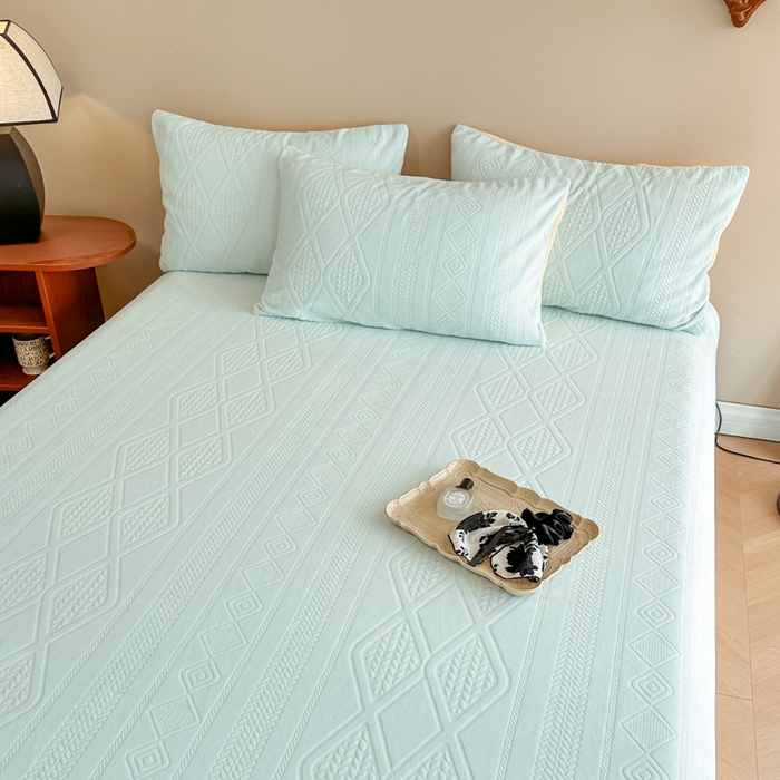 91家纺网 家纺一手货源 找家纺 眠博士 2025新款雕花加厚牛奶绒单品床单 床单单件-卡洛 单品床单-卡洛蓝