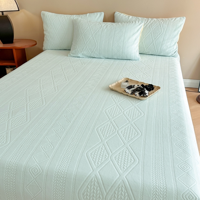 91家纺网 家纺一手货源 找家纺 眠博士 2025新款雕花加厚牛奶绒单品床单 床单单件-卡洛 单品床单-卡洛蓝