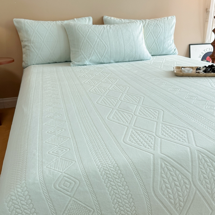 91家纺网 家纺一手货源 找家纺 眠博士 2025新款雕花加厚牛奶绒单品床单 床单单件-卡洛 单品床单-卡洛蓝