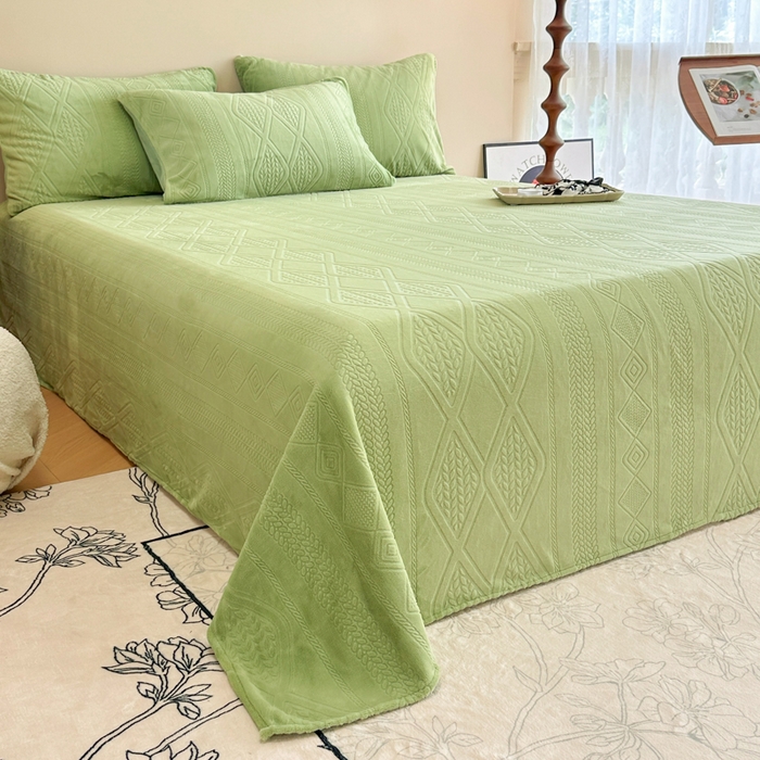 91家纺网 家纺一手货源 找家纺 眠博士 2025新款雕花加厚牛奶绒单品床单 床单单件-卡洛 单品床单-卡洛绿