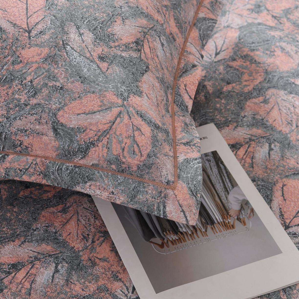 91家纺网 家纺一手货源 找家纺 润淳家居 2025新款百分百全棉磨毛四件套 巴黎春天 粉