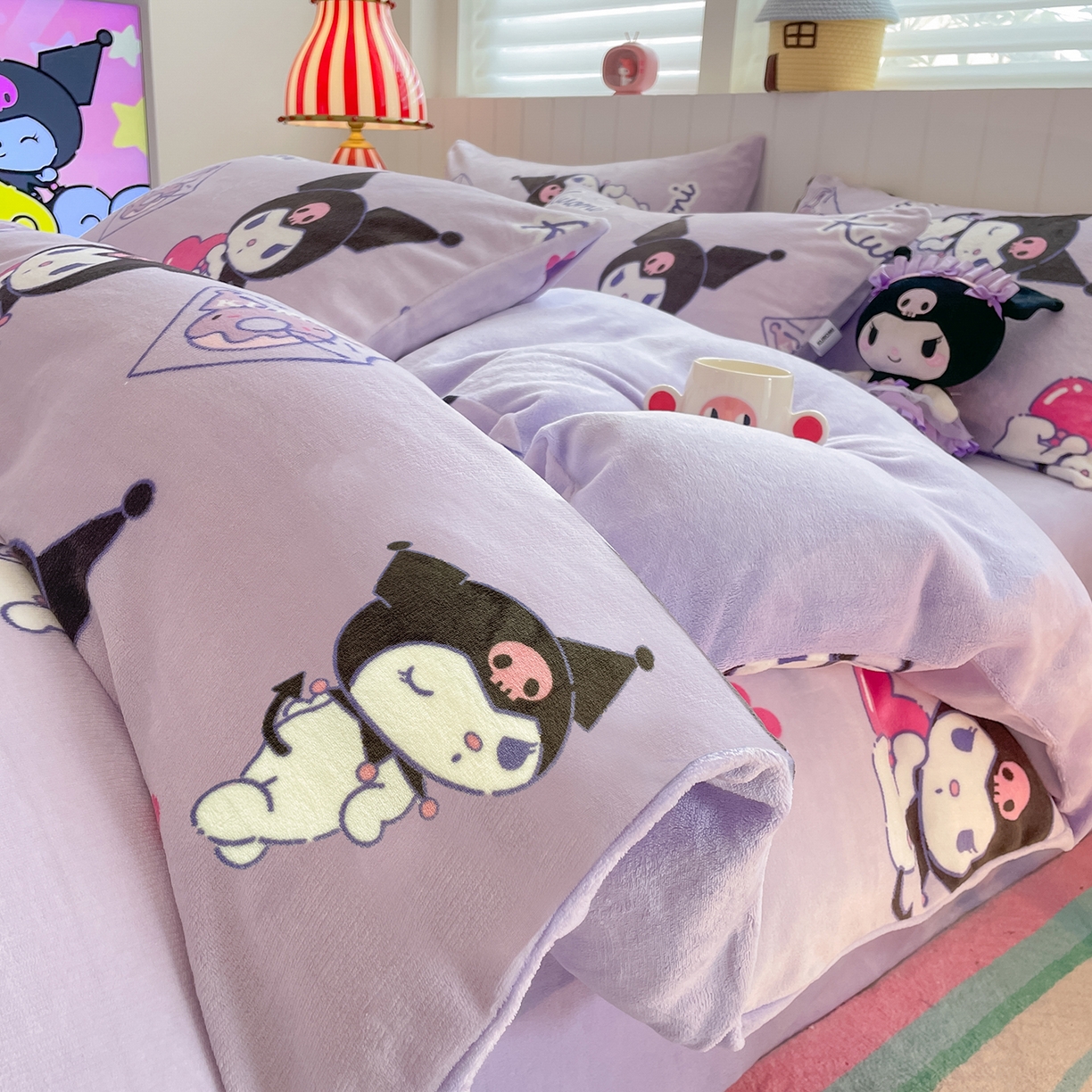 91家纺网 家纺一手货源 找家纺 金爱家 2025新款A类正版三丽鸥授权卡通加厚高克重牛奶绒系列四件套 绒三丽鸥-梦幻库洛米