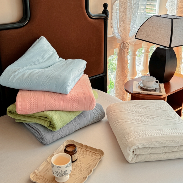 91家纺网 家纺一手货源 找家纺 眠博士 2025新款雕花加厚牛奶绒单品床单 床单单件-卡洛 组合图仅供展示不可下单