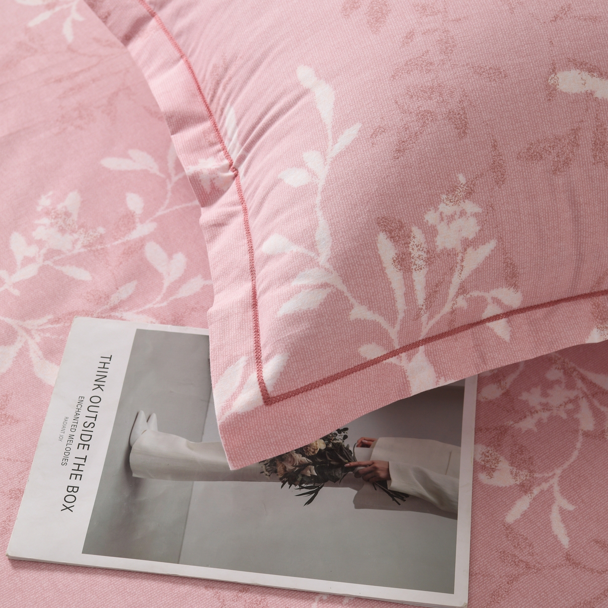 91家纺网 家纺一手货源 找家纺 润淳家居 2025新款百分百全棉磨毛四件套 春和景明 粉