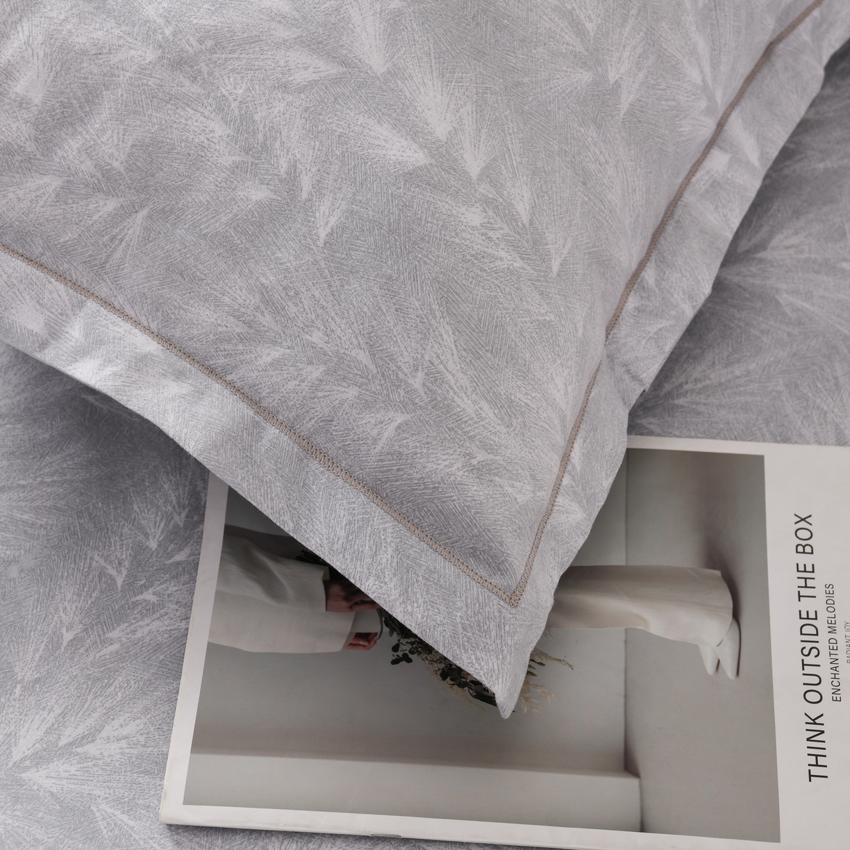 91家纺网 家纺一手货源 找家纺 润淳家居 2025新款百分百全棉磨毛四件套 丰收季节 灰