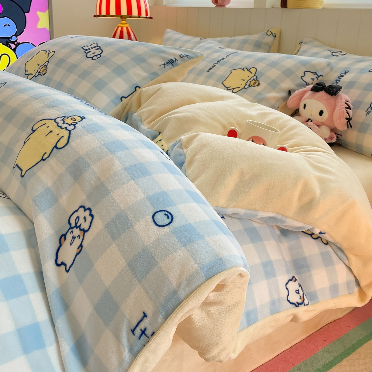 91家纺网 家纺一手货源 找家纺 金爱家 2025新款A类正版三丽鸥授权卡通加厚高克重牛奶绒系列四件套 绒三丽鸥-清新布丁狗