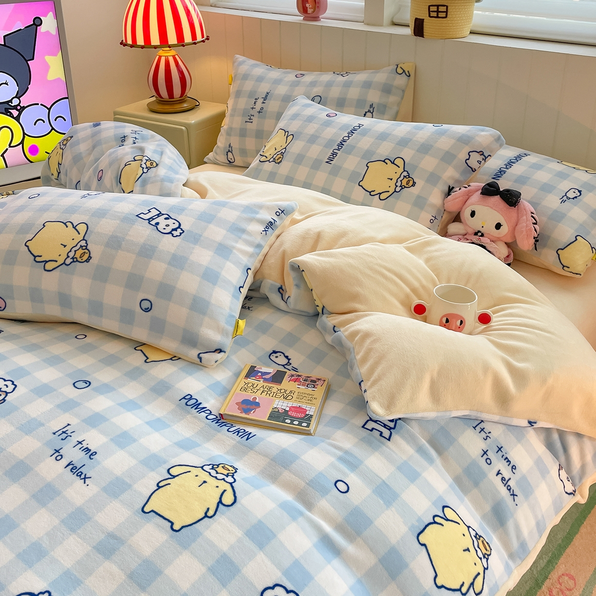 91家纺网 家纺一手货源 找家纺 金爱家 2025新款A类正版三丽鸥授权卡通加厚高克重牛奶绒系列四件套 绒三丽鸥-清新布丁狗