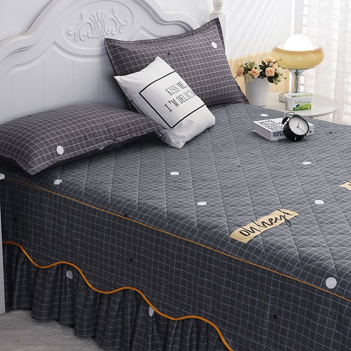 91家纺网 家纺一手货源 找家纺 笠裙家纺 2025新款磨毛夹棉S边单件三件套韩版防滑床裙单床裙床裙单件 潮格