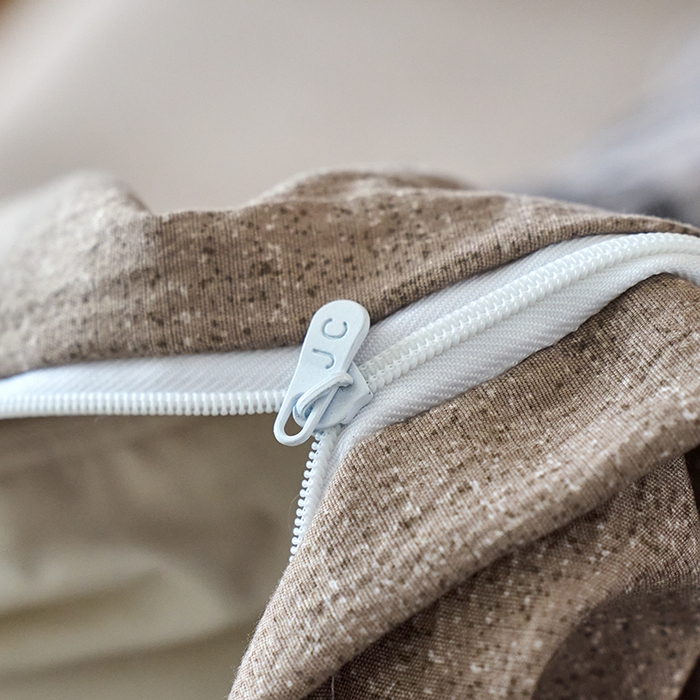 91家纺网 家纺一手货源 找家纺 悦织湾家纺 2025新款复古原麻四件套天然质朴舒适透气轻奢中式床单床笠款床上用品四件套 复古原麻-墨然生香