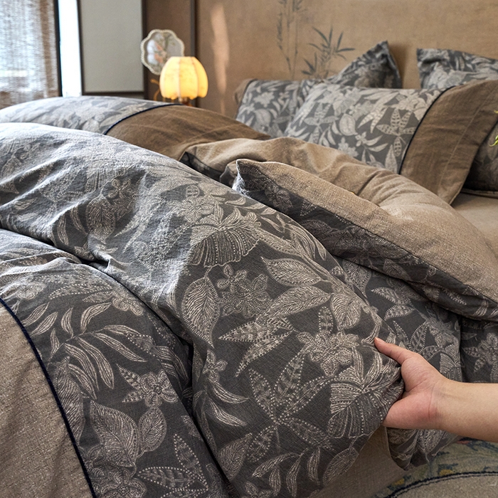 91家纺网 家纺一手货源 找家纺 悦织湾家纺 2025新款复古原麻四件套天然质朴舒适透气轻奢中式床单床笠款床上用品四件套 复古原麻-墨然生香