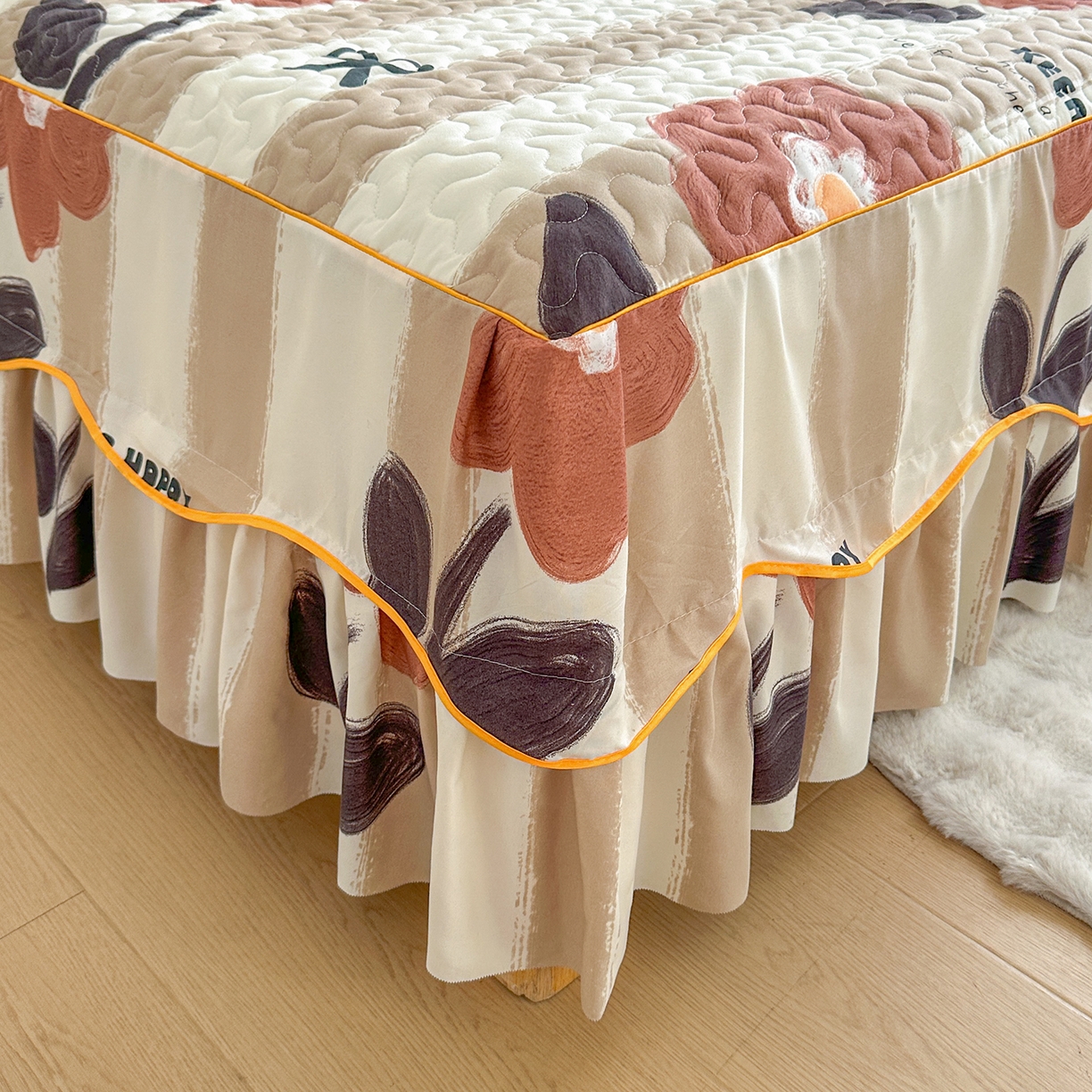 91家纺网 家纺一手货源 找家纺 笠裙家纺 2025新款磨毛夹棉S边单件三件套韩版防滑床裙单床裙床裙单件 宠爱