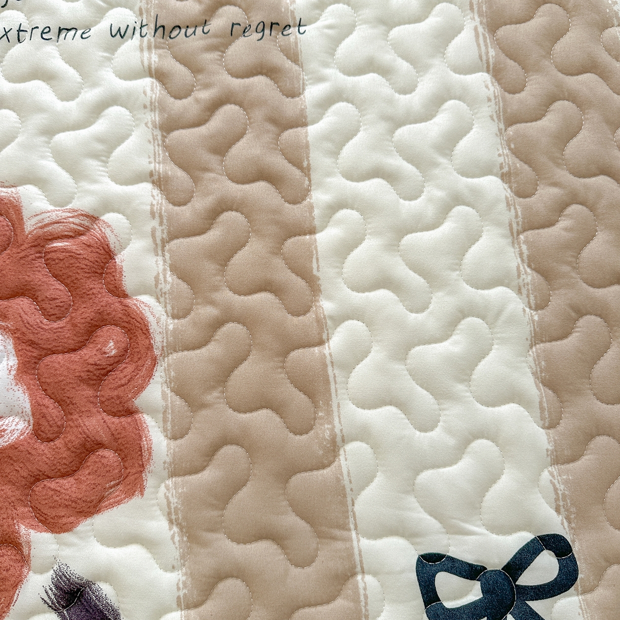 91家纺网 家纺一手货源 找家纺 笠裙家纺 2025新款磨毛夹棉S边单件三件套韩版防滑床裙单床裙床裙单件 宠爱