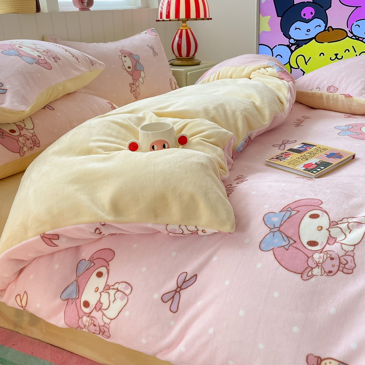 91家纺网 家纺一手货源 找家纺 金爱家 2025新款A类正版三丽鸥授权卡通加厚高克重牛奶绒系列四件套 绒三丽鸥-少女美乐蒂