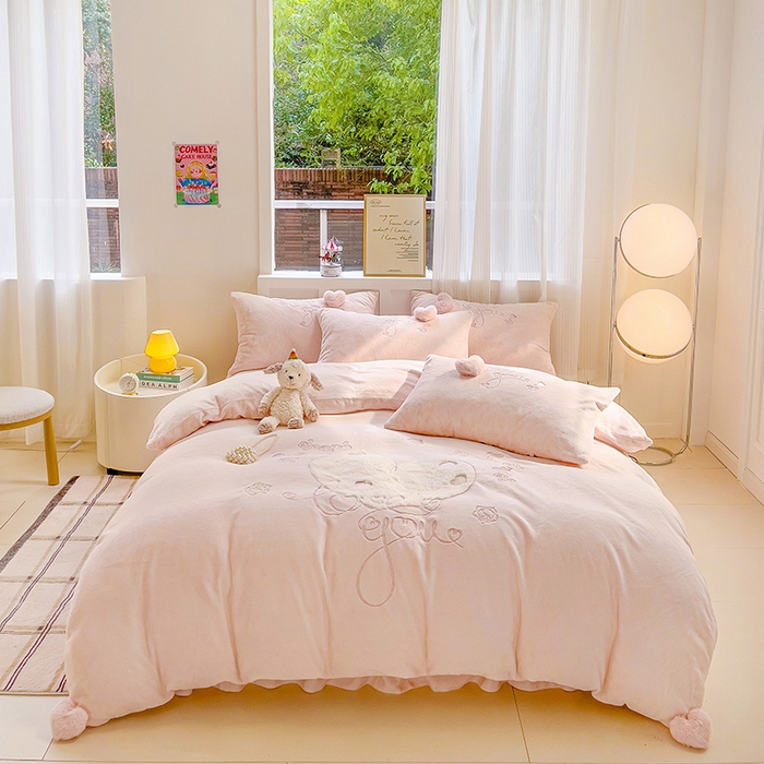 91家纺网 家纺一手货源 找家纺 （总）亲亲公主 2025新款爱心 LOVE YOU 保暖四件套