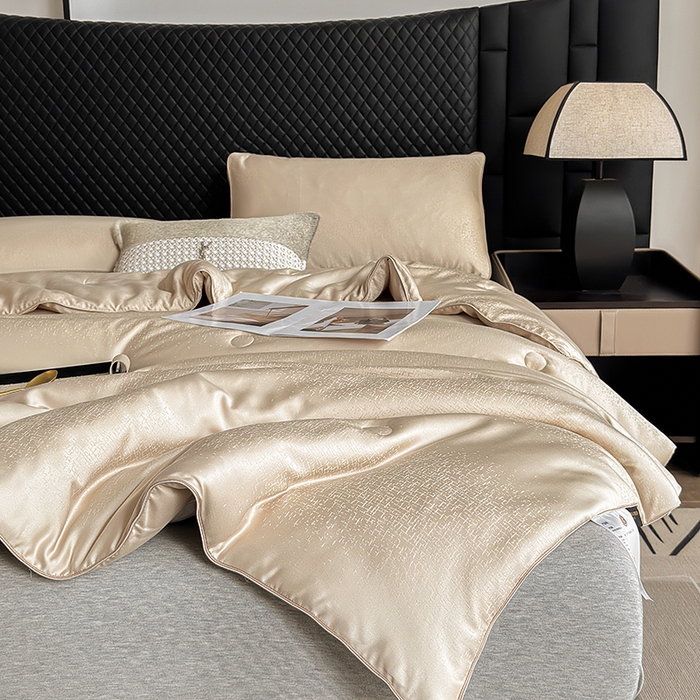 91家纺网 家纺一手货源 找家纺 （总）娇逸家居 2025新款60支天丝棉提花贵妇银丝春秋被被子被芯可配同系列枕套床单