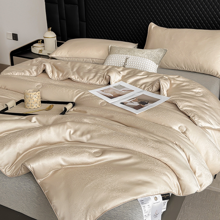 91家纺网 家纺一手货源 找家纺 （总）娇逸家居 2025新款60支天丝棉提花贵妇银丝春秋被被子被芯可配同系列枕套床单