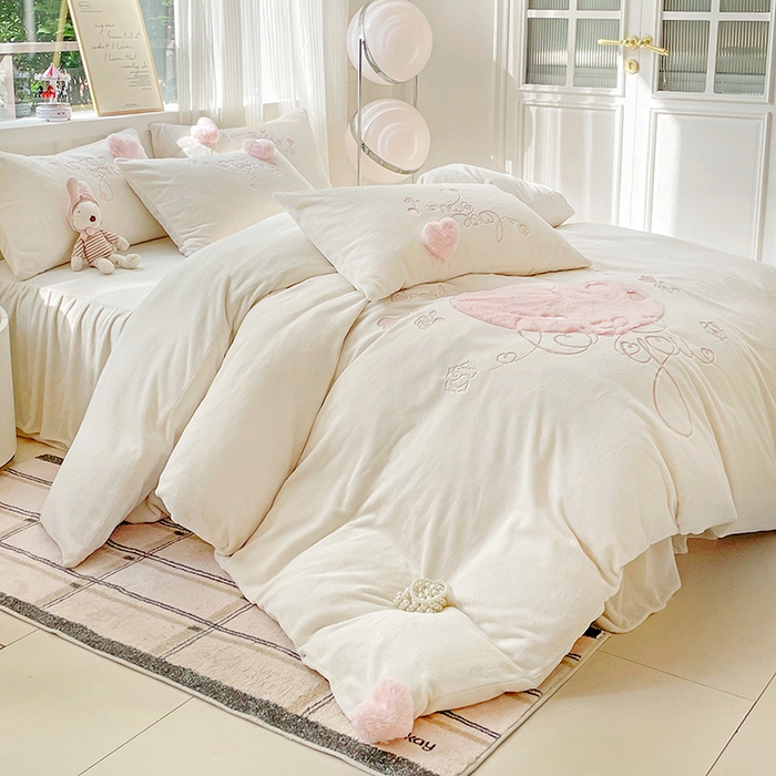 91家纺网 家纺一手货源 找家纺 （总）亲亲公主 2025新款爱心 LOVE YOU 保暖四件套