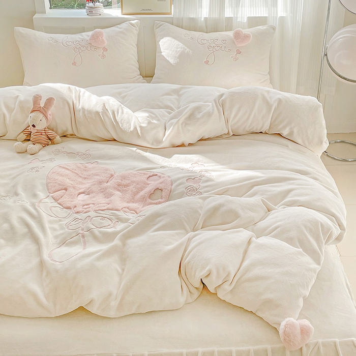 91家纺网 家纺一手货源 找家纺 （总）亲亲公主 2025新款爱心 LOVE YOU 保暖四件套