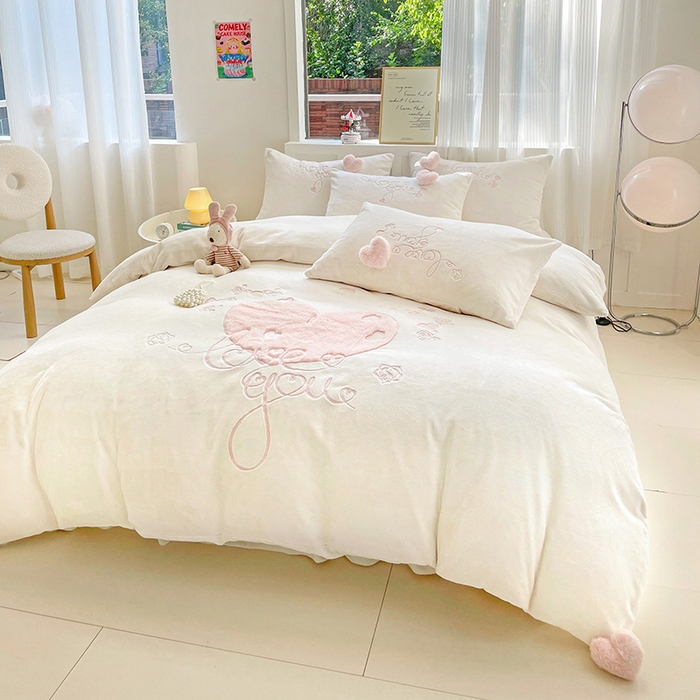 91家纺网 家纺一手货源 找家纺 （总）亲亲公主 2025新款爱心 LOVE YOU 保暖四件套