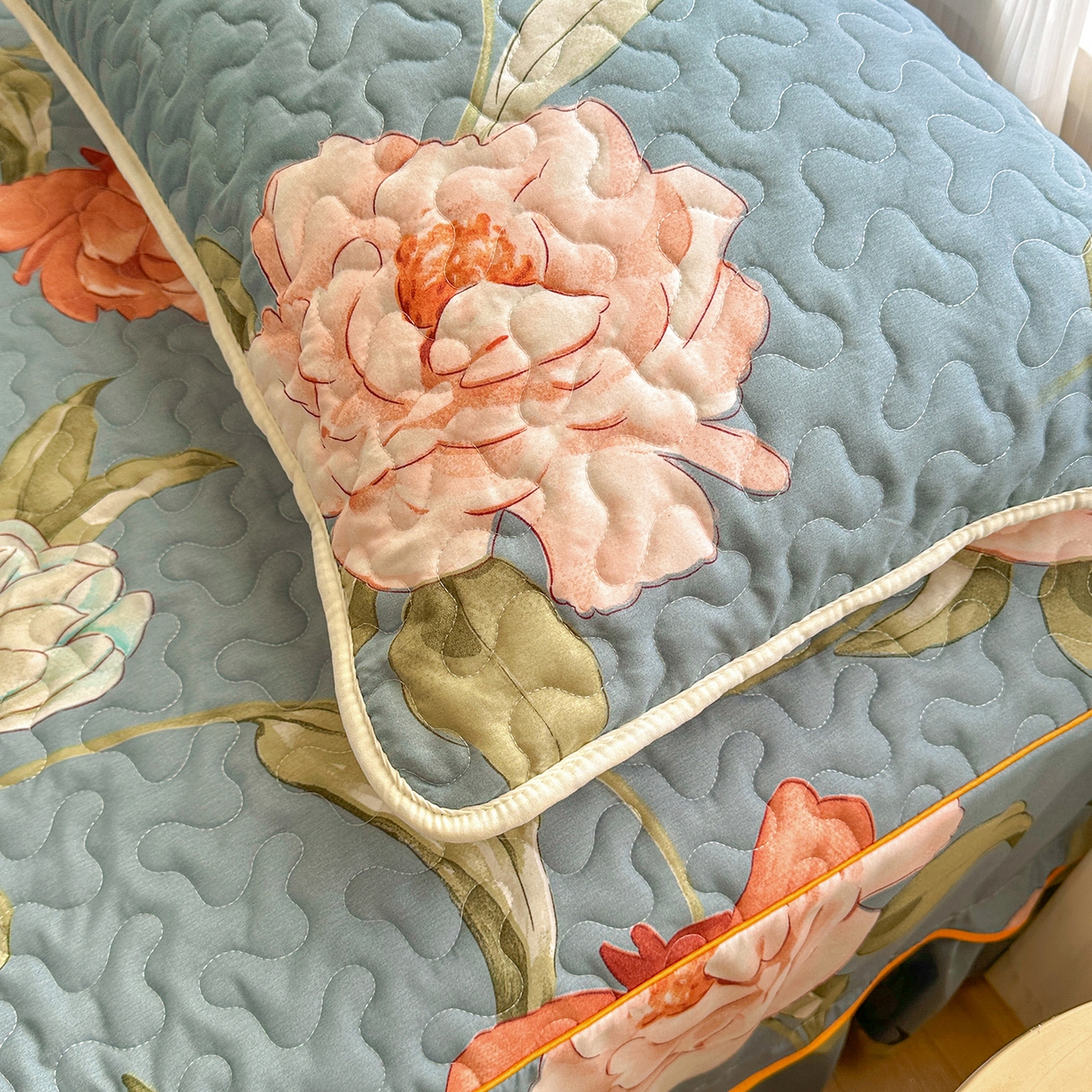 91家纺网 家纺一手货源 找家纺 笠裙家纺 2025新款磨毛夹棉S边单件三件套韩版防滑床裙单床裙床裙单件 婉华