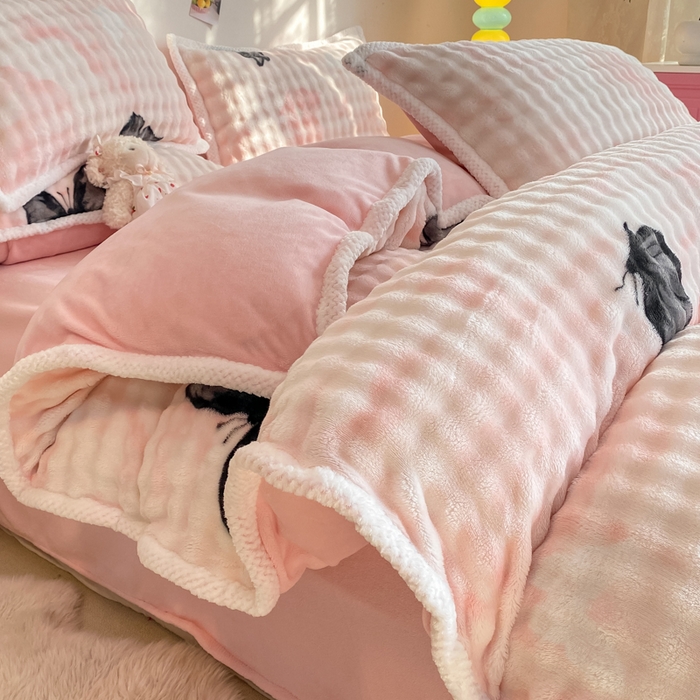 91家纺网 家纺一手货源 找家纺 （总）悦织湾家纺 2025新款床单床笠款A类仿兔毛绒印花泡泡四件套轻奢牛奶绒四件套单双人学生宿舍