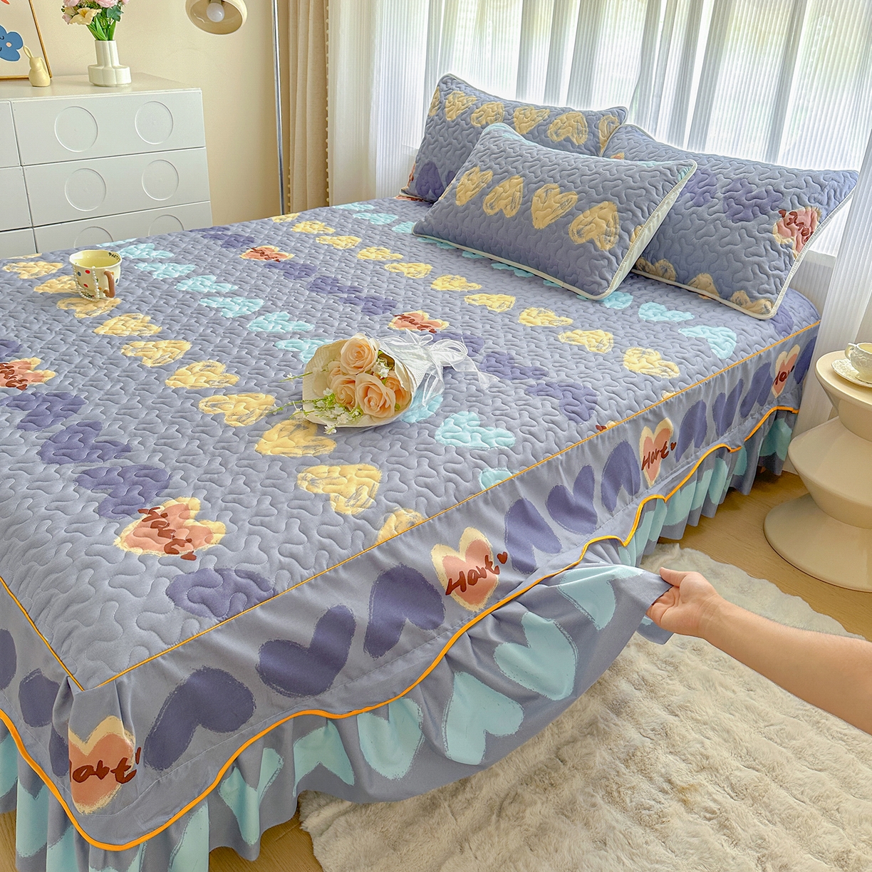 91家纺网 家纺一手货源 找家纺 笠裙家纺 2025新款磨毛夹棉S边单件三件套韩版防滑床裙单床裙床裙单件 心定律