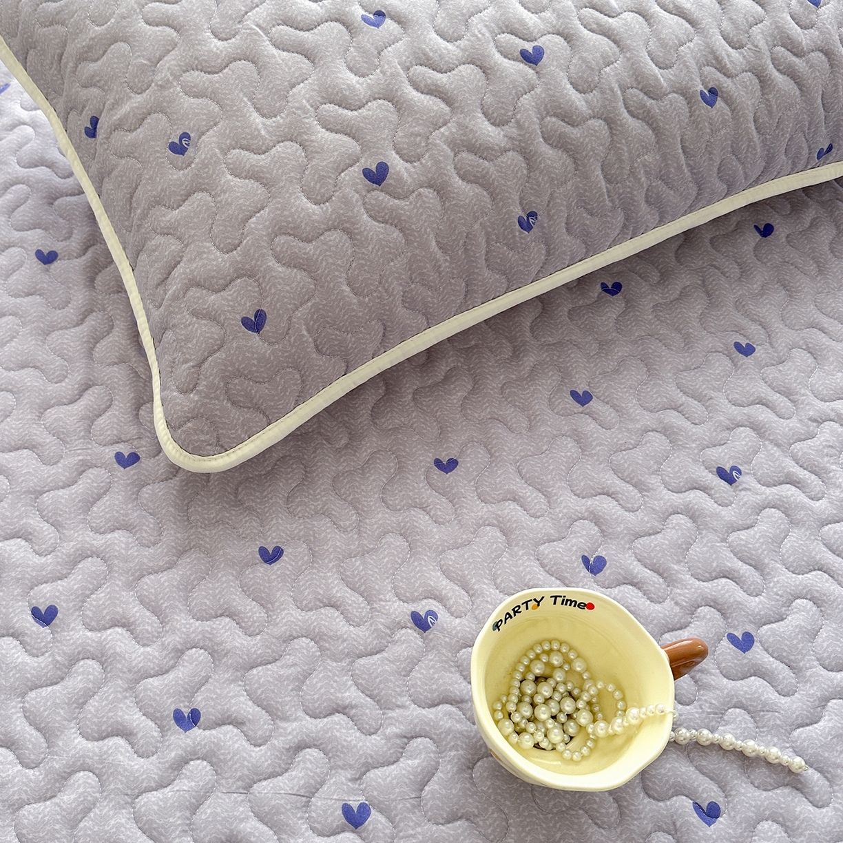 91家纺网 家纺一手货源 找家纺 笠裙家纺 2025新款磨毛夹棉S边单件三件套韩版防滑床裙单床裙床裙单件 心率