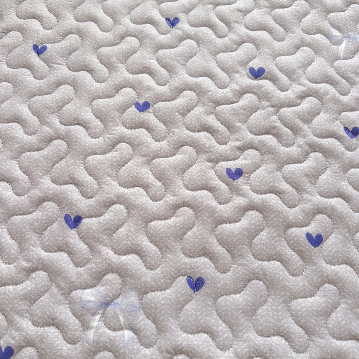 91家纺网 家纺一手货源 找家纺 笠裙家纺 2025新款磨毛夹棉S边单件三件套韩版防滑床裙单床裙床裙单件 心率