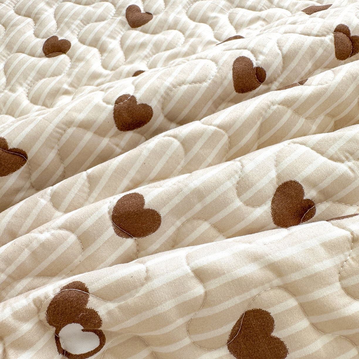 91家纺网 家纺一手货源 找家纺 笠裙家纺 2025新款磨毛夹棉S边单件三件套韩版防滑床裙单床裙床裙单件 心意