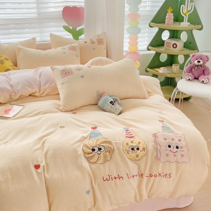 91家纺网 家纺一手货源 找家纺 （总）亲亲公主 2025新款牛奶绒贴布绣四件套-曲奇