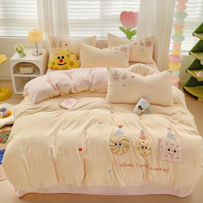 91家纺网 家纺一手货源 找家纺 （总）亲亲公主 2025新款牛奶绒贴布绣四件套-曲奇,曲奇