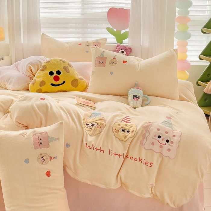 91家纺网 家纺一手货源 找家纺 （总）亲亲公主 2025新款牛奶绒贴布绣四件套-曲奇