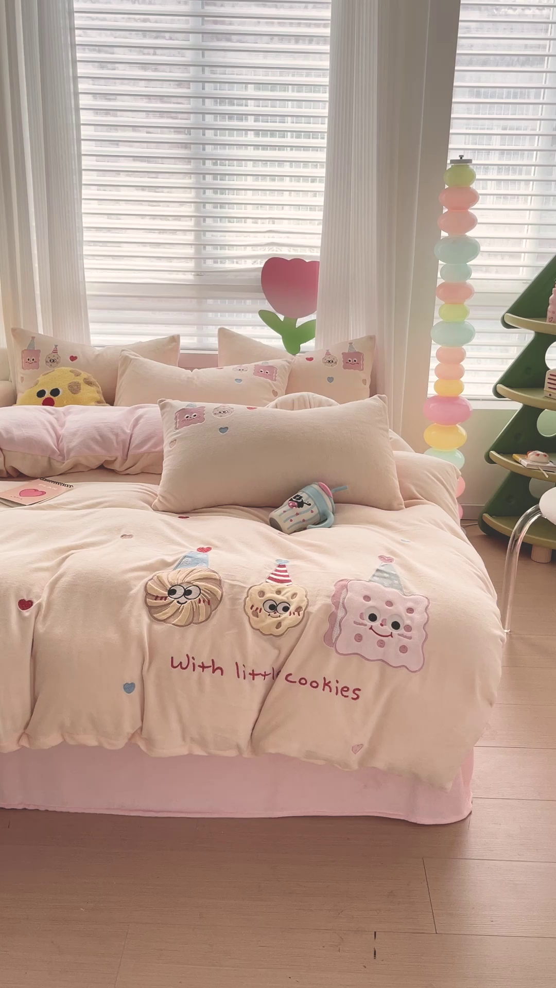 91家纺网 家纺一手货源 找家纺 （总）亲亲公主 2025新款牛奶绒贴布绣四件套-曲奇