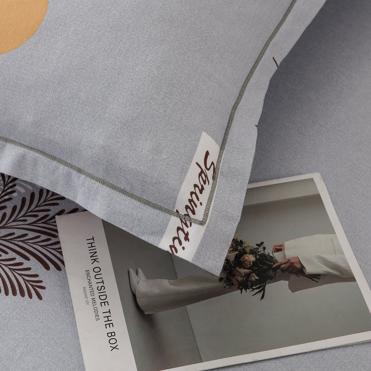 91家纺网 家纺一手货源 找家纺 润淳家居 2025新款百分百全棉磨毛四件套 花枝漫漫 灰