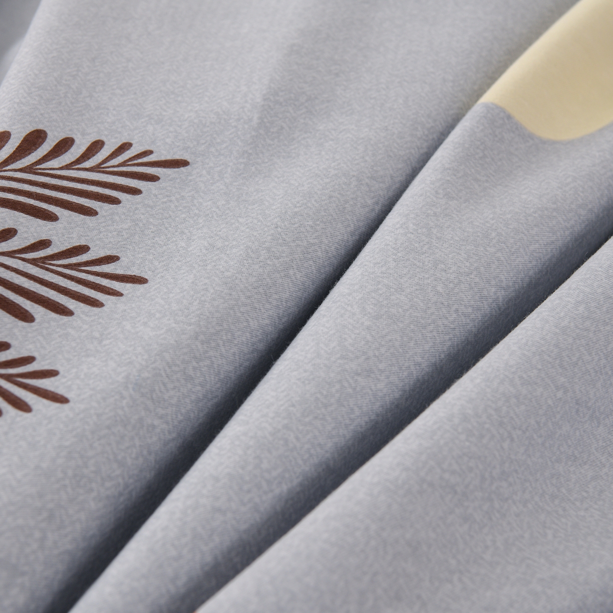 91家纺网 家纺一手货源 找家纺 润淳家居 2025新款百分百全棉磨毛四件套 花枝漫漫 灰