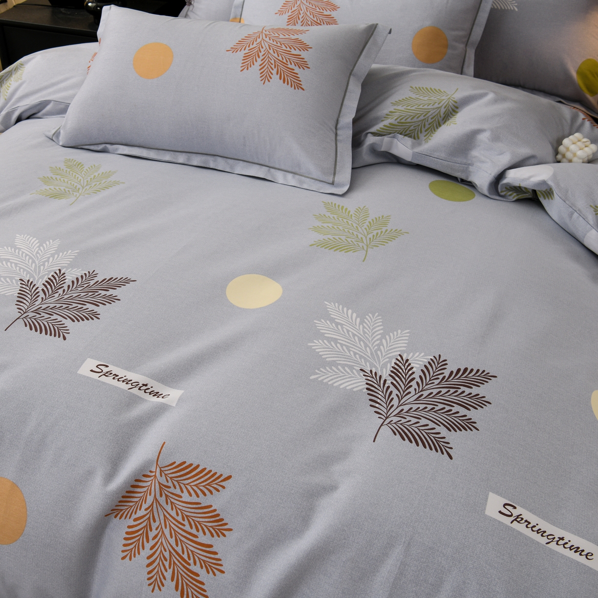 91家纺网 家纺一手货源 找家纺 润淳家居 2025新款百分百全棉磨毛四件套 花枝漫漫 灰