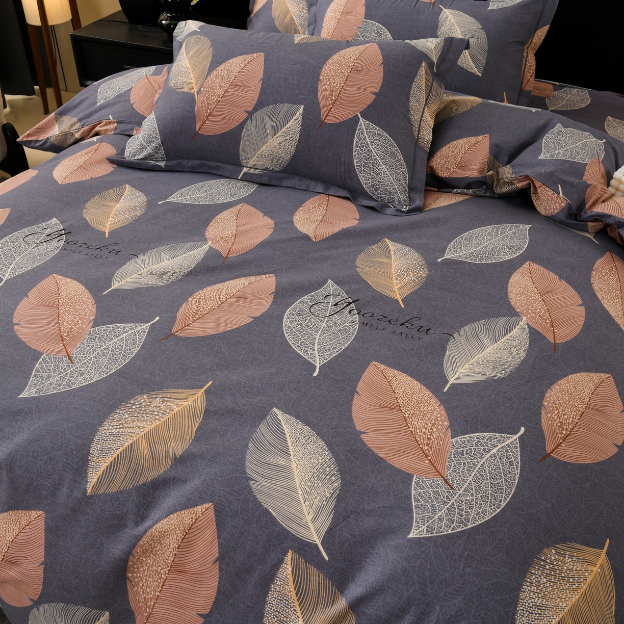 91家纺网 家纺一手货源 找家纺 润淳家居 2025新款百分百全棉磨毛四件套 叶影摇香 紫