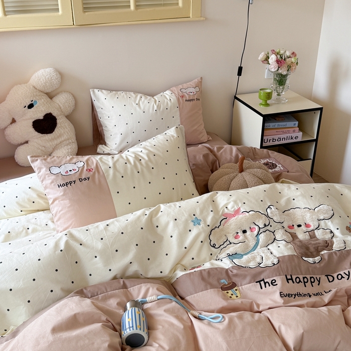 91家纺网 家纺一手货源 找家纺 柚子YOUTH 2025新款全棉纯棉工艺款13070贴布绣四件套 毛绒小狗