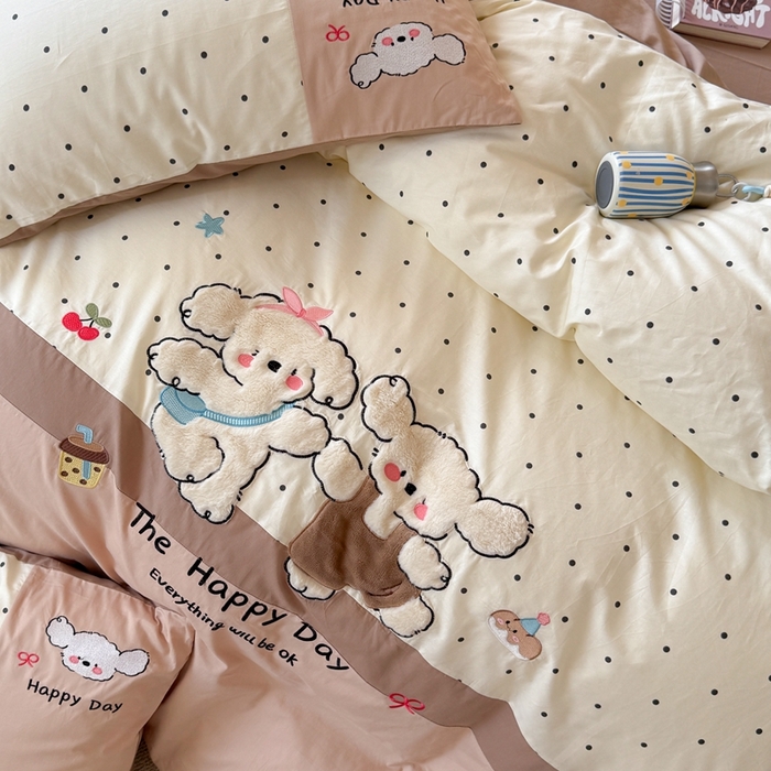 91家纺网 家纺一手货源 找家纺 柚子YOUTH 2025新款全棉纯棉工艺款13070贴布绣四件套 毛绒小狗