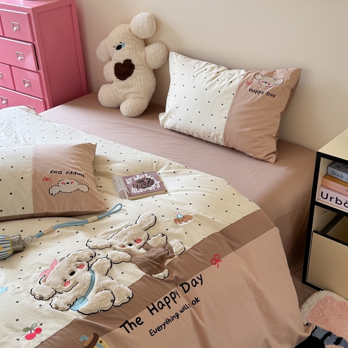 91家纺网 家纺一手货源 找家纺 柚子YOUTH 2025新款全棉纯棉工艺款13070贴布绣四件套 毛绒小狗