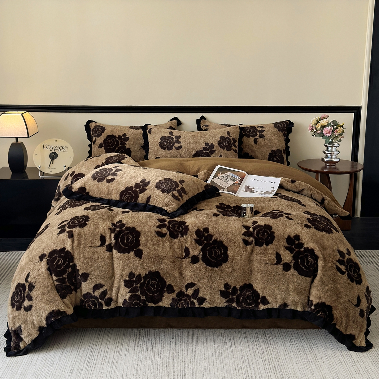 91家纺网 家纺一手货源 找家纺 金艾草 2025新款兔毛法式床单款四件套 盛放咖