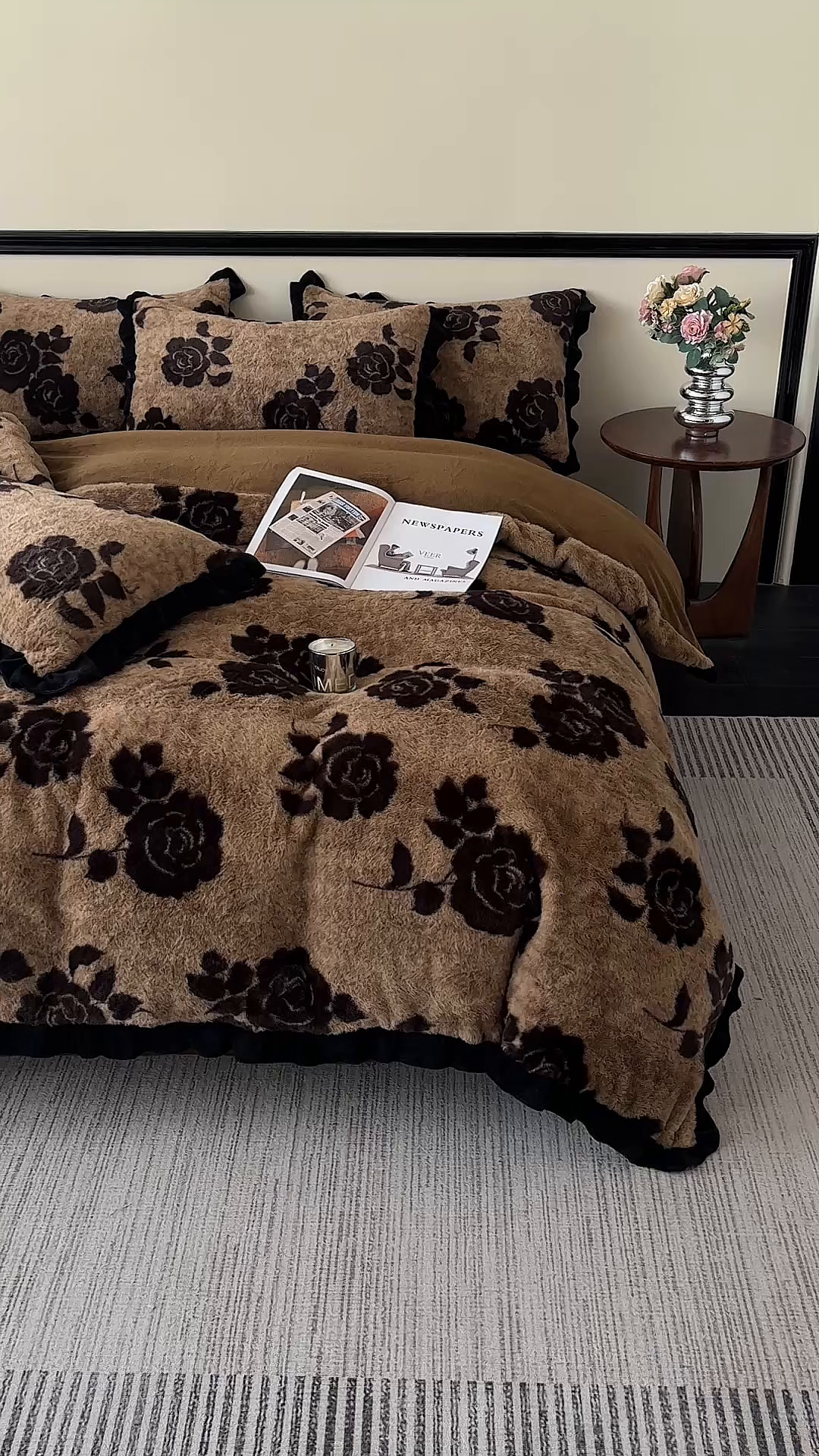 91家纺网 家纺一手货源 找家纺 金艾草 2025新款兔毛法式床单款四件套 盛放咖