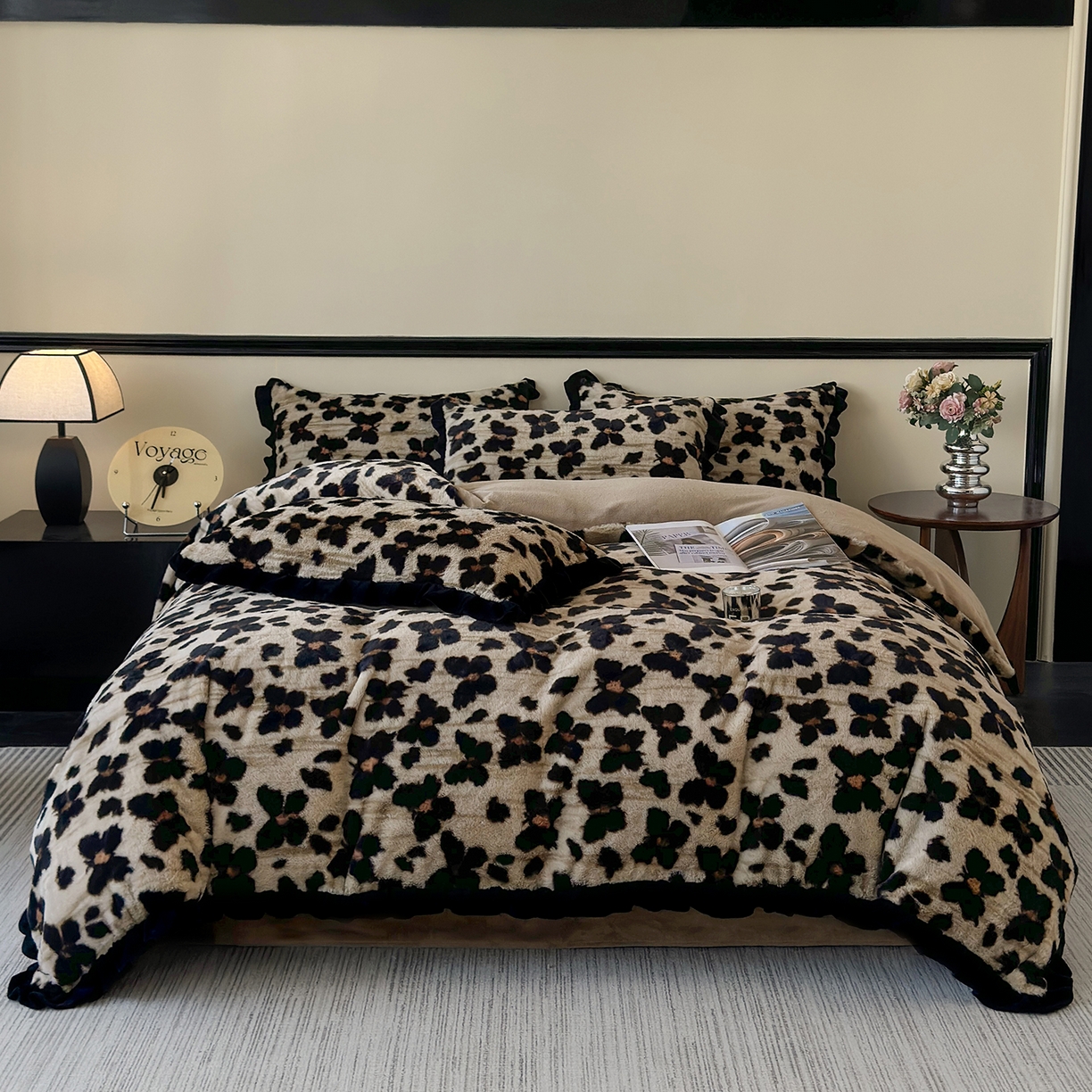 91家纺网 家纺一手货源 找家纺 金艾草 2025新款兔毛法式床单款四件套 蝴蝶