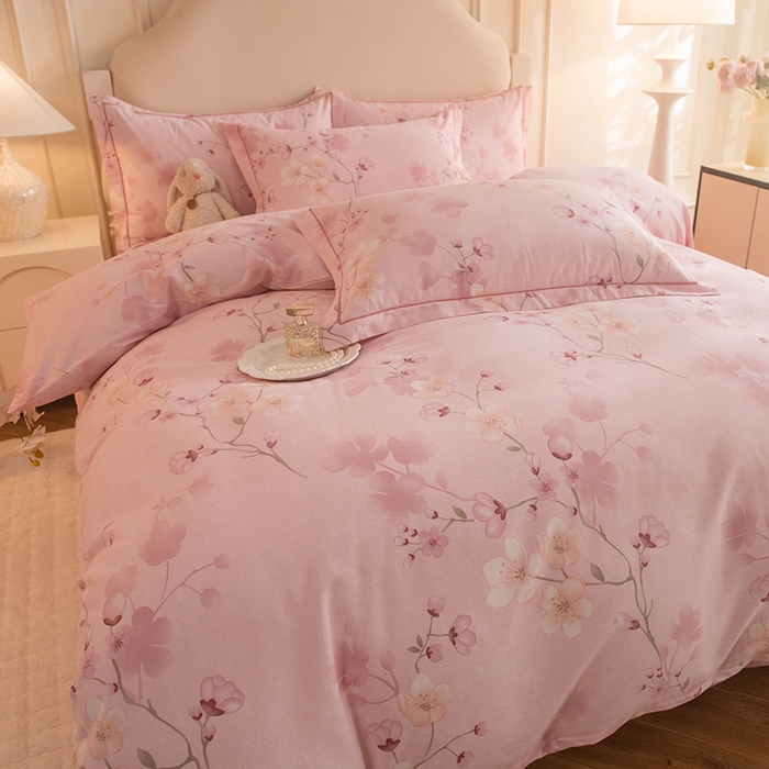 91家纺网 家纺一手货源 找家纺 磨毛世家家纺 2025新款生态四件套 云雨轩-粉