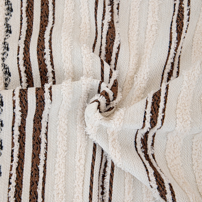 91家纺网 家纺一手货源 找家纺 沐沐家纺 2026新款织织暮圆点沙发巾-场景一 深咖