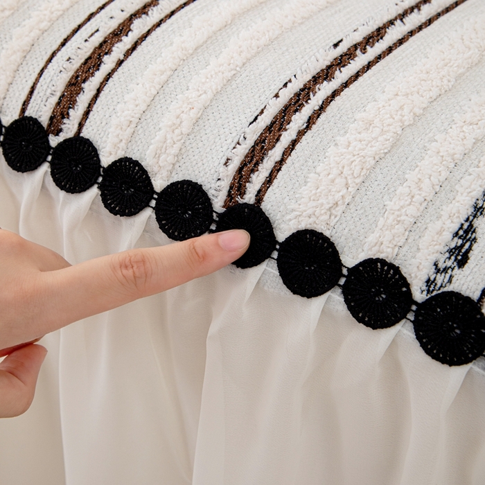 91家纺网 家纺一手货源 找家纺 沐沐家纺 2026新款织织暮圆点沙发巾-场景一 深咖