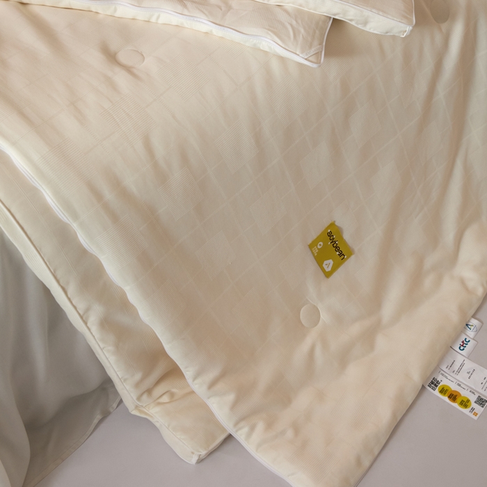 91家纺网 家纺一手货源 找家纺 （总）纪梵茜 2025新款李官奇正品授权优棉提花大豆被二合一拉链子母被芯四季被子