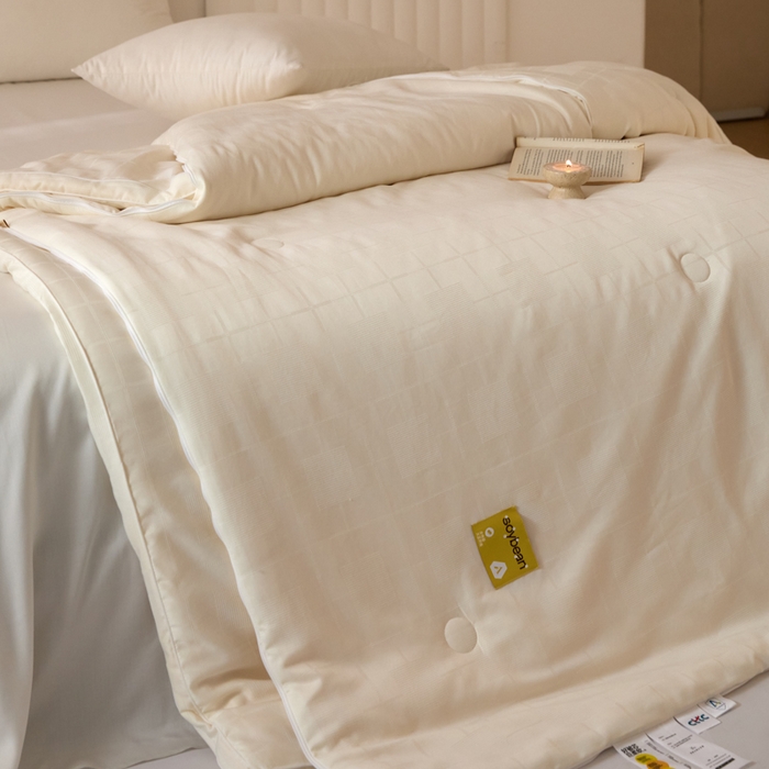 91家纺网 家纺一手货源 找家纺 （总）纪梵茜 2025新款李官奇正品授权优棉提花大豆被二合一拉链子母被芯四季被子